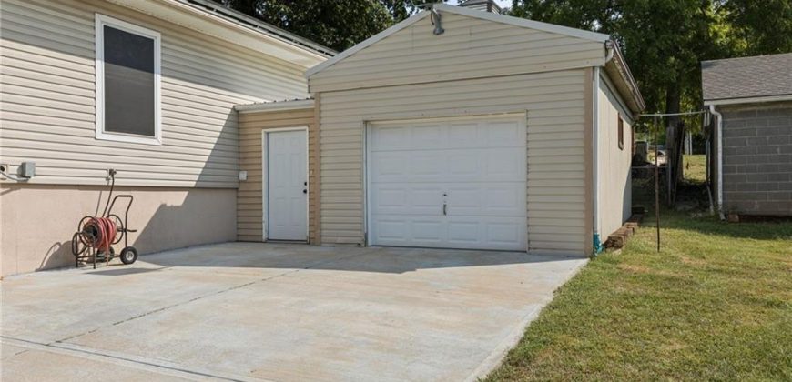 Homes for Sale in Liberty, MO 64068 | 307 N Gallatin Street