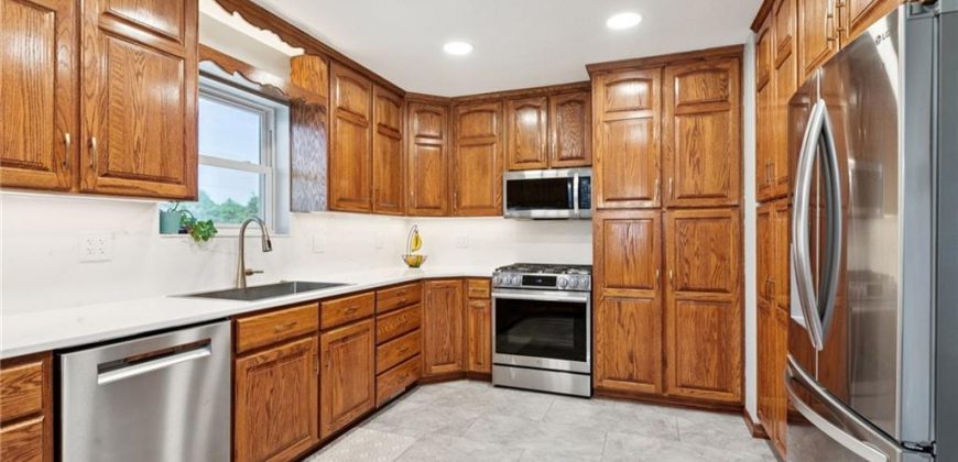 Homes for Sale in Liberty, MO 64068 | 307 N Gallatin Street