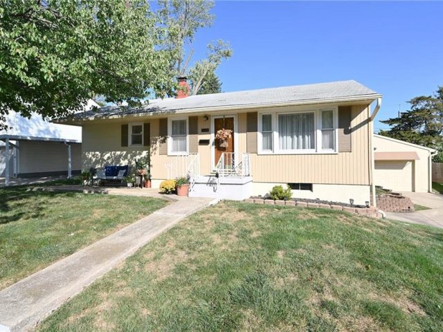 Homes for Sale in Kansas City, MO 64118 | 2506 NE 53rd Street
