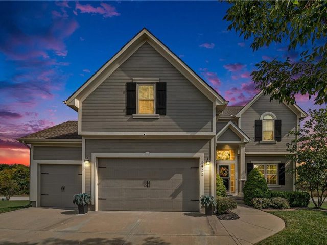 Homes for Sale in Liberty, MO 64068 | 1435  Sumac Circle