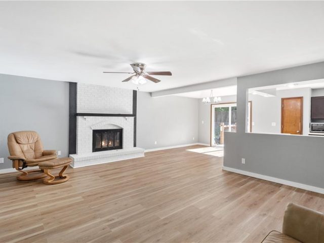 Homes for Sale in Glenaire, MO 64068 | 121  Johnson Road