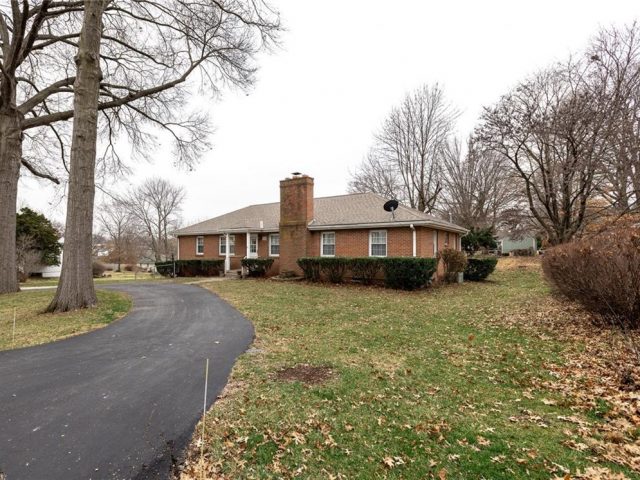 Homes for Sale in Kansas City, MO 64118 | 101 NE 82nd Terrace