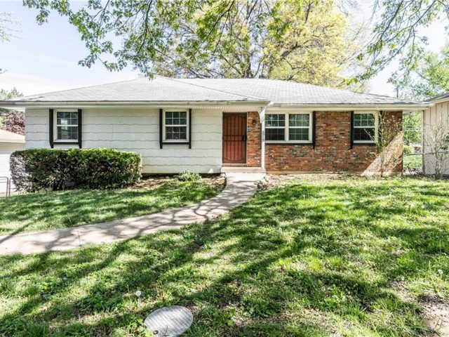 Homes for Sale in Kansas City, MO 64152 | 6918 NW 78 Terrace