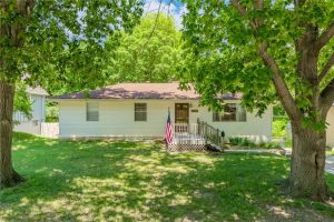 8004-NE-57th-Street-mls-2491586-image-1