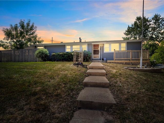 Homes for Sale in Kansas City, MO 64152 | 6803 NW 77th Terrace
