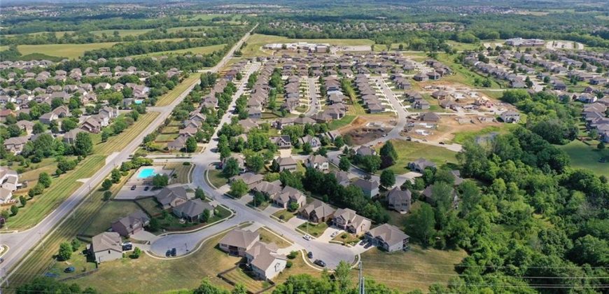 Homes for Sale in Kansas City, MO 64156 | 3707 NE 90th Street