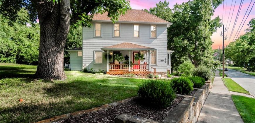 Homes for Sale in Liberty, MO 64068 | 324  Harrison Street