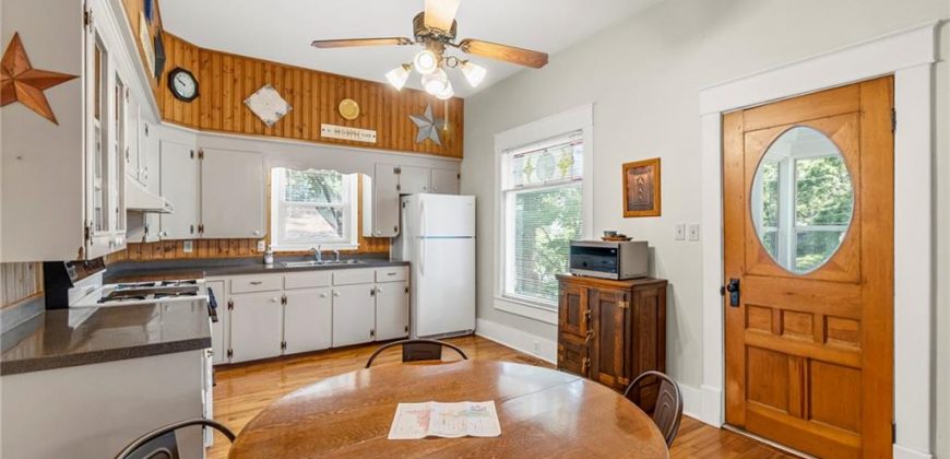 Homes for Sale in Liberty, MO 64068 | 324  Harrison Street