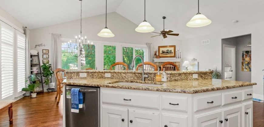 Homes for Sale in Lake Waukomis, MO 64151 | 631  North Shore Drive