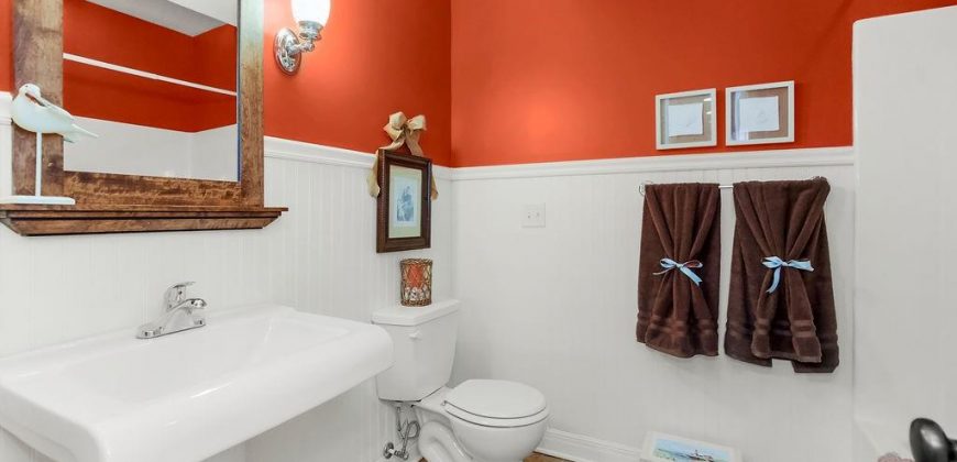 Homes for Sale in Lake Waukomis, MO 64151 | 631  North Shore Drive