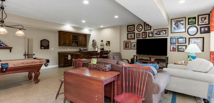 Homes for Sale in Lake Waukomis, MO 64151 | 631  North Shore Drive