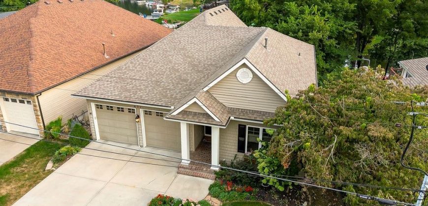 Homes for Sale in Lake Waukomis, MO 64151 | 631  North Shore Drive