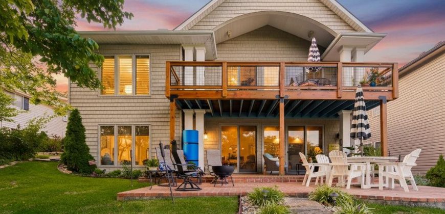 Homes for Sale in Lake Waukomis, MO 64151 | 631  North Shore Drive