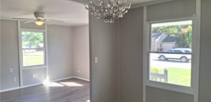 Homes for Sale in Kansas City, MO 64116 | 1004 NE 44th Terrace