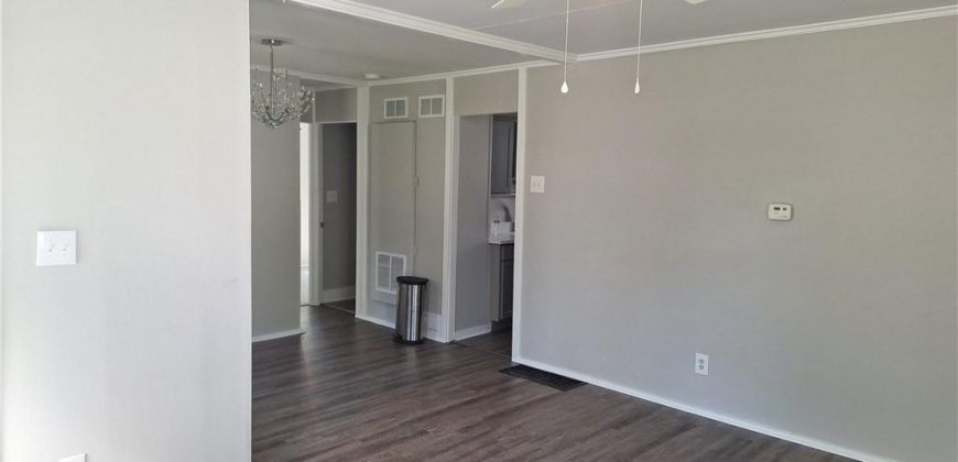 Homes for Sale in Kansas City, MO 64116 | 1004 NE 44th Terrace