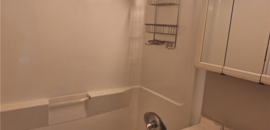 Homes for Sale in Kansas City, MO 64116 | 1004 NE 44th Terrace