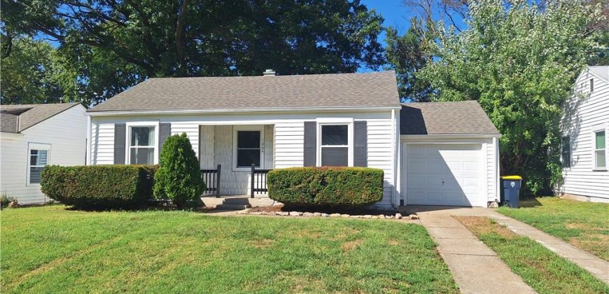 Homes for Sale in Kansas City, MO 64116 | 1004 NE 44th Terrace
