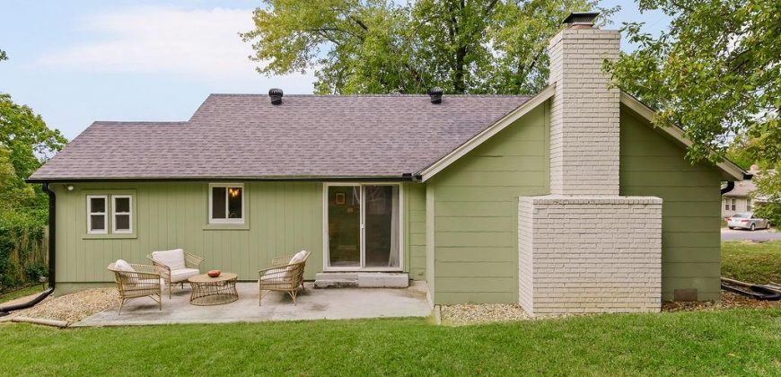 Homes for Sale in Northmoor, MO 64151 | 1845 NW 50th Terrace