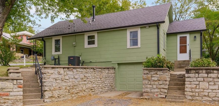 Homes for Sale in Northmoor, MO 64151 | 1845 NW 50th Terrace