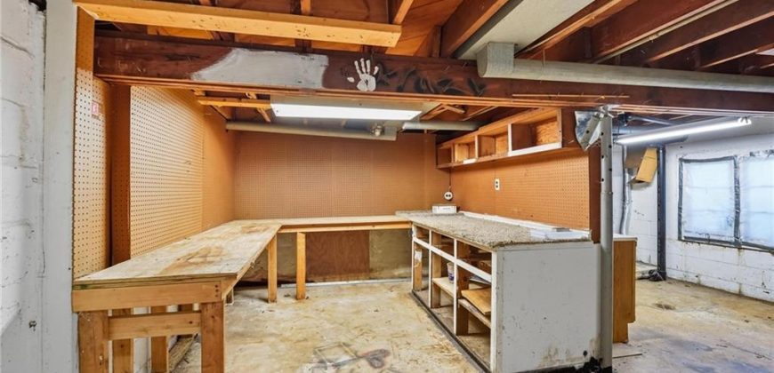 Homes for Sale in Gladstone, MO 64119 | 3712 NE 57th Terrace