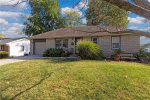 1813-NE-50th-Street-mls-2578260-image-1