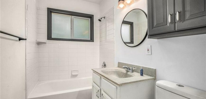 Homes for Sale in Liberty, MO 64068 | 215  Grant Street