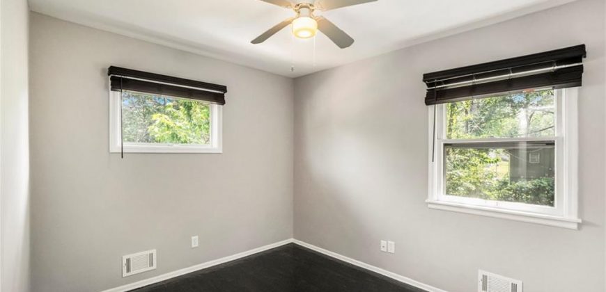 Homes for Sale in Liberty, MO 64068 | 215  Grant Street