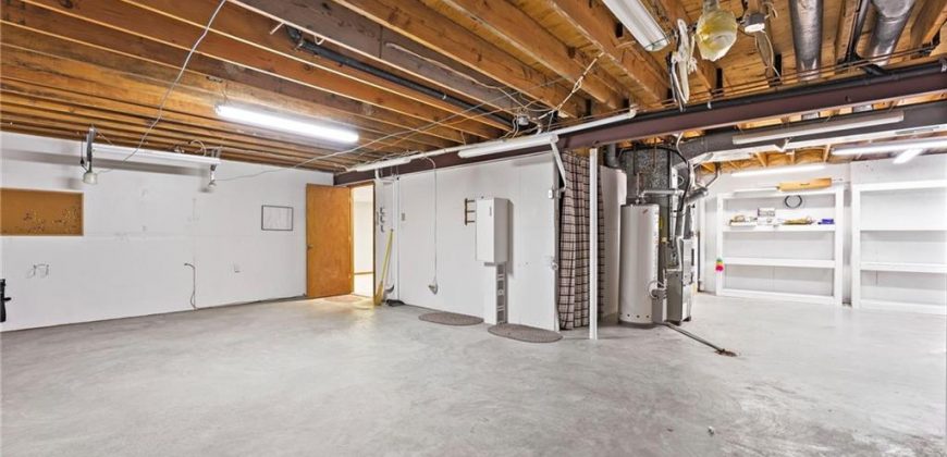 Homes for Sale in Gladstone, MO 64118 | 7093 N Garfield Avenue