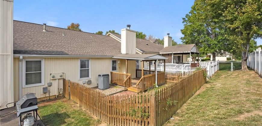 Homes for Sale in Gladstone, MO 64118 | 7093 N Garfield Avenue