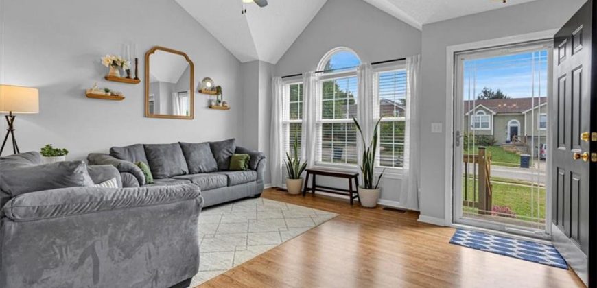 Homes for Sale in Kansas City, MO 64157 | 11430 N Farley Avenue