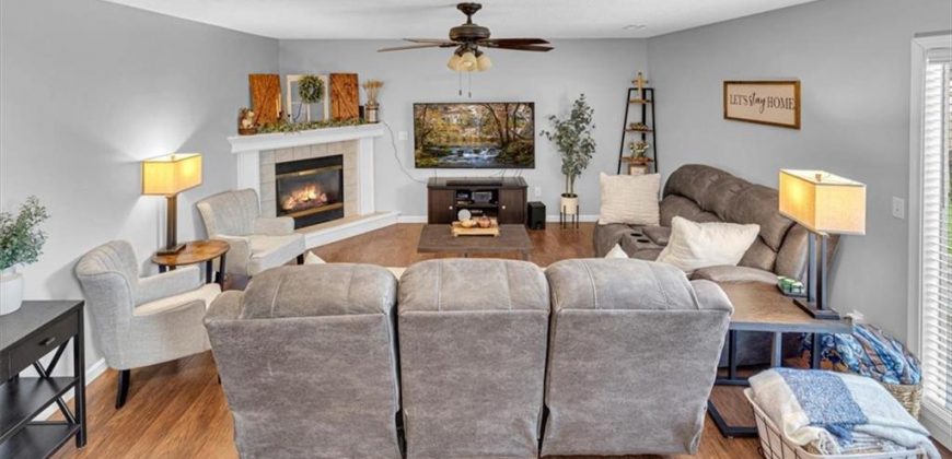 Homes for Sale in Kansas City, MO 64157 | 11430 N Farley Avenue