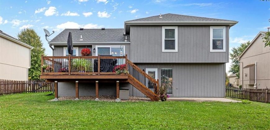 Homes for Sale in Kansas City, MO 64157 | 11430 N Farley Avenue