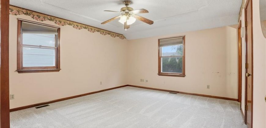 Homes for Sale in Liberty, MO 64068 | 862  Amesbury Avenue