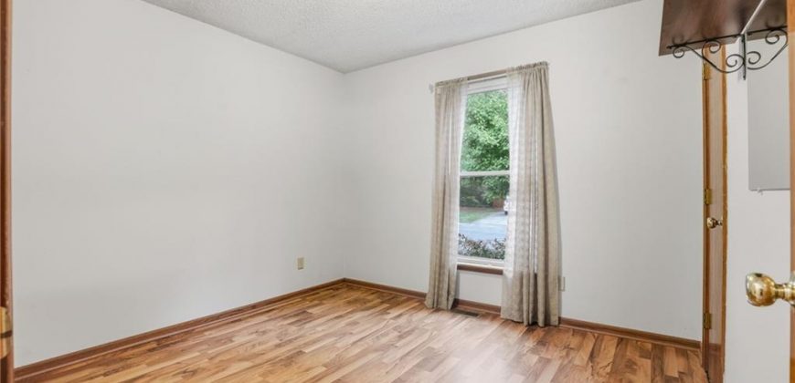 Homes for Sale in Liberty, MO 64068 | 862  Amesbury Avenue