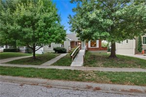 862--Amesbury-Avenue-mls-2581946-image-1