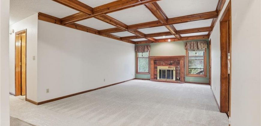 Homes for Sale in Liberty, MO 64068 | 862  Amesbury Avenue