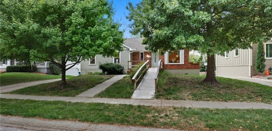 Homes for Sale in Liberty, MO 64068 | 862  Amesbury Avenue