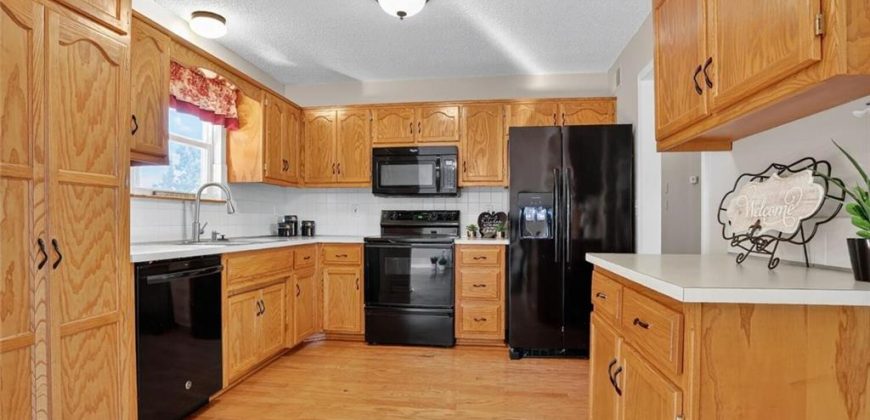 Homes for Sale in Kansas City, MO 64155 | 8900 N LATHROP Drive