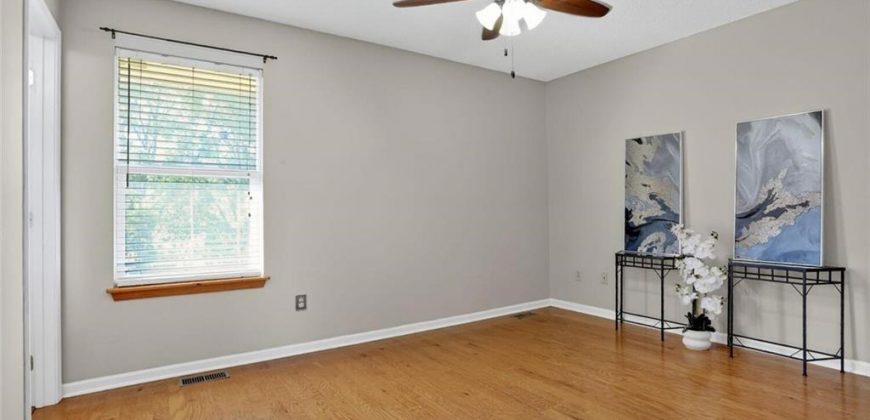 Homes for Sale in Kansas City, MO 64155 | 8900 N LATHROP Drive