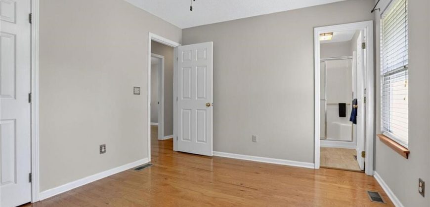 Homes for Sale in Kansas City, MO 64155 | 8900 N LATHROP Drive