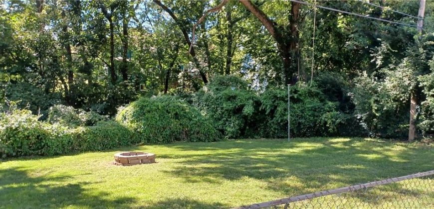 Homes for Sale in Parkville, MO 64152 | 6832 NW Pleasant View Drive