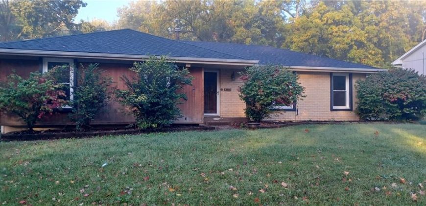 Homes for Sale in Parkville, MO 64152 | 6832 NW Pleasant View Drive