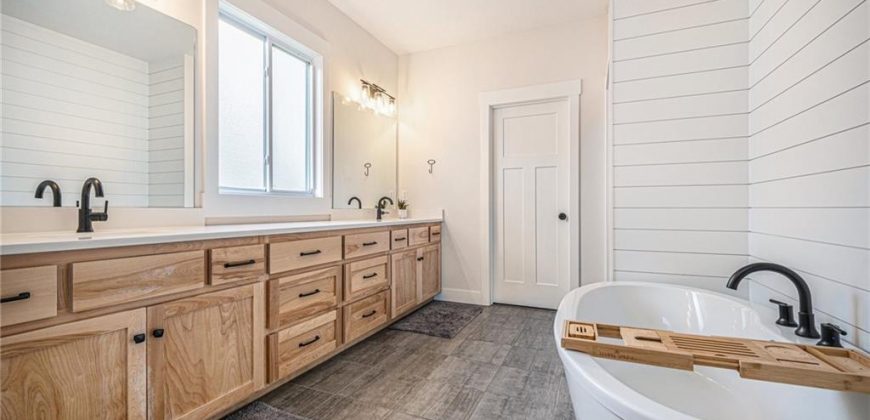 Homes for Sale in Parkville, MO 64152 | 5626  Thousand Oaks Drive