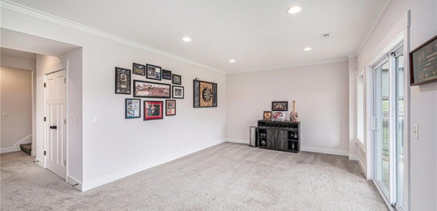 Homes for Sale in Parkville, MO 64152 | 5626  Thousand Oaks Drive