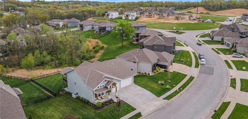 Homes for Sale in Parkville, MO 64152 | 5626  Thousand Oaks Drive