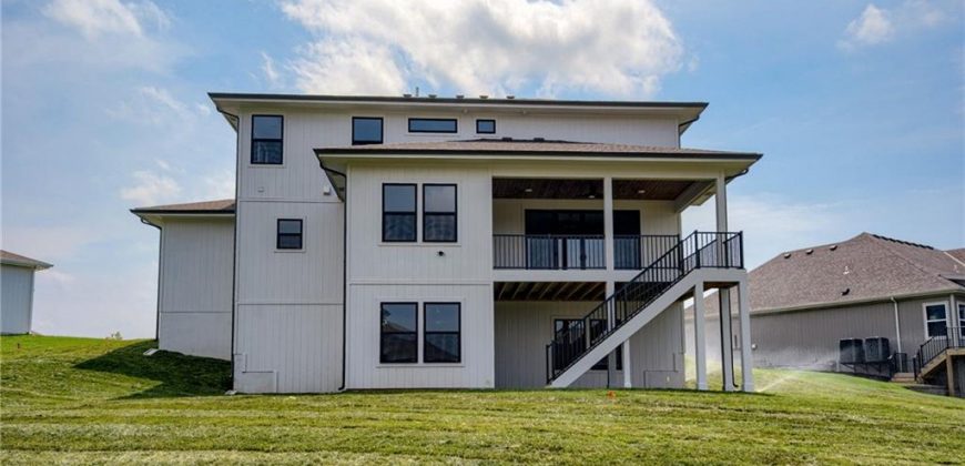 Homes for Sale in Liberty, MO 64068 | 1824  Arbor Trail