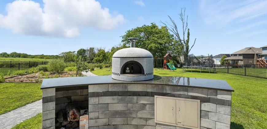 Homes for Sale in Kansas City, MO 64157 | 9914 N Smalley Avenue