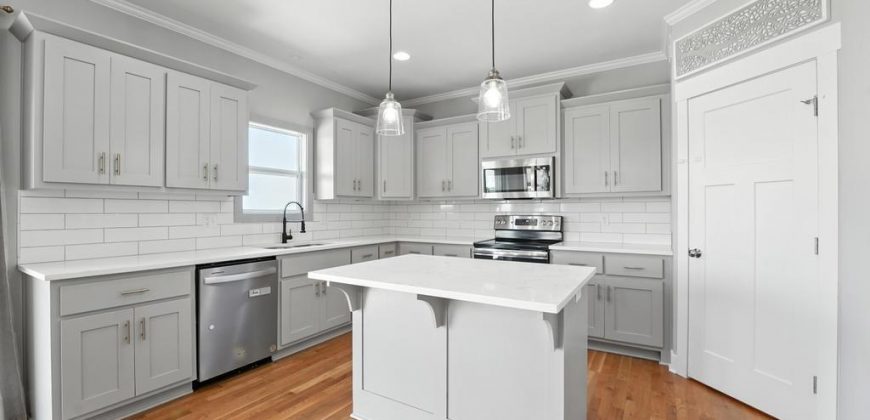 Homes for Sale in Kansas City, MO 64157 | 9914 N Smalley Avenue