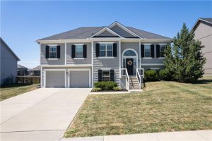 10930-N-Randolph-Avenue-mls-2570849-image-1