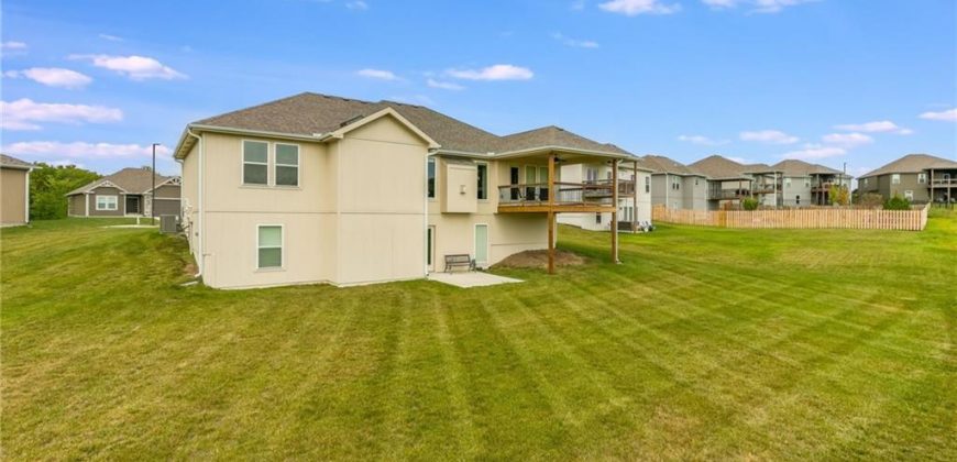 Homes for Sale in Kearney, MO 64060 | 1711  COTTONWOOD CREEK Avenue